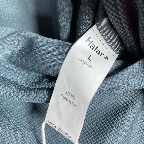 🎄NWT HALARA V-neck Romper Dusty Blue Sz L Casual Chic Minimalist Monochrome - Picture 9 of 10